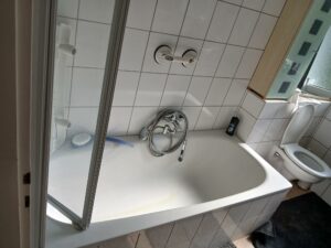 Die Badewanne von Peter Karbaum. 