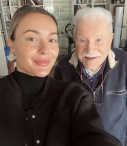 Pflegeberaterin Karoline Bussenius und Peter Karbaum. 